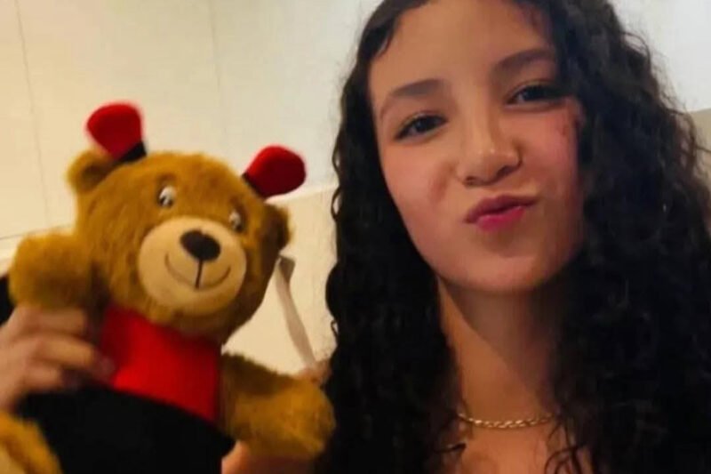 Paloma Nicole a murit după două operații estetice. Medicul era iubitul mamei sale
