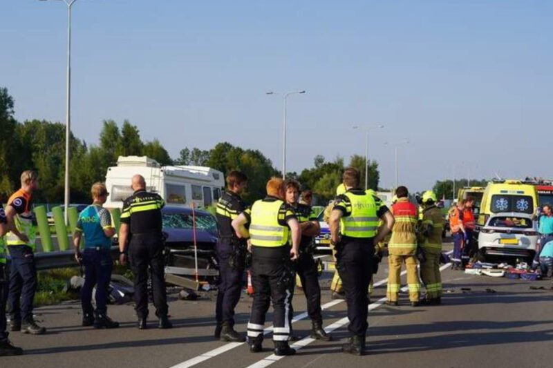 Accident grav în Olanda. Patru morți, dintre care trei copii, într-o tabără școlară